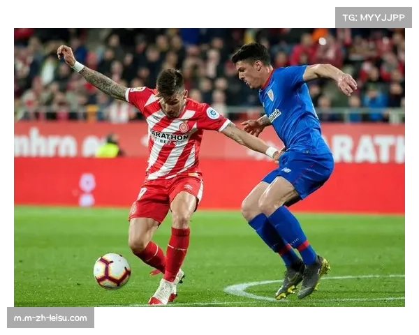 塞尔塔防守组织层次分明，五后卫与四中场两条防线间距保持完美